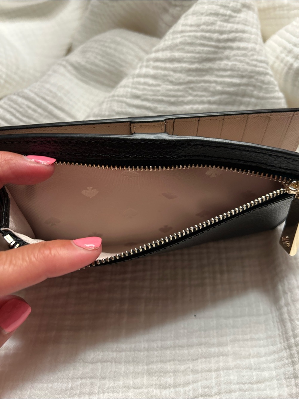 Kate Spade wallet - Picture 7 of 11